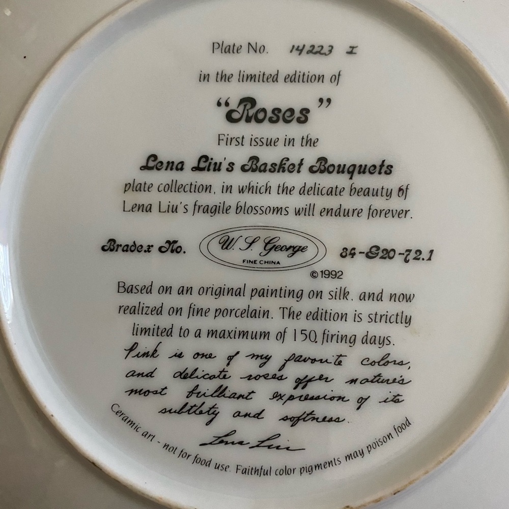 Floral Decorative Plate with Blue Border
From the Lena Liu’s Basket Bouquets - Picture 3 of 3